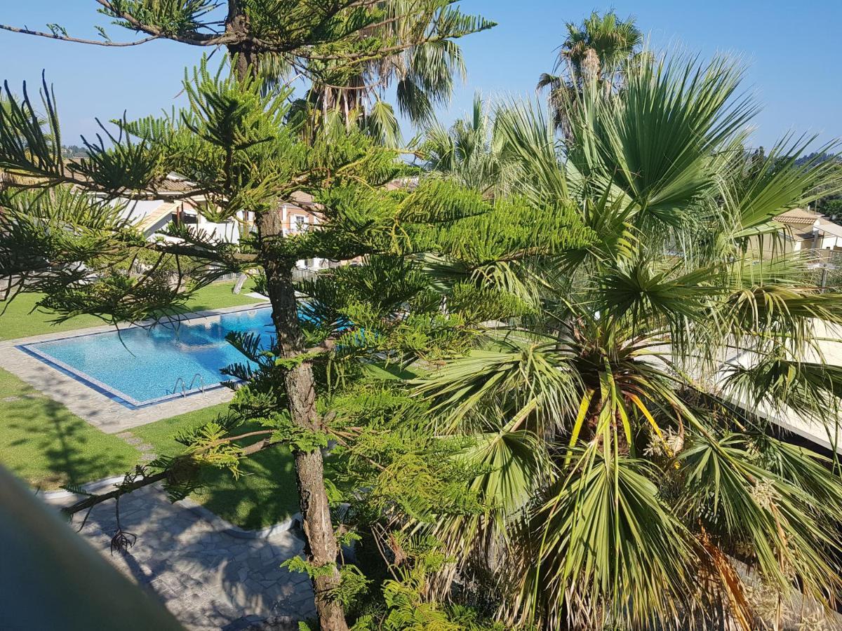 Asteraki Aparthotel Гоувия Экстерьер фото